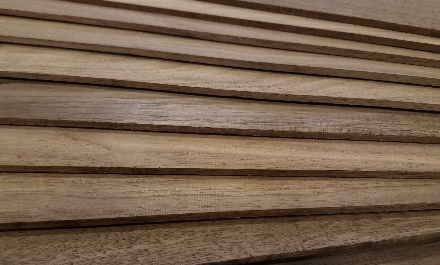 Black Walnut Thin Sawed Lumber  - 1/8" x 1.5" x 18" (20 Pcs)
